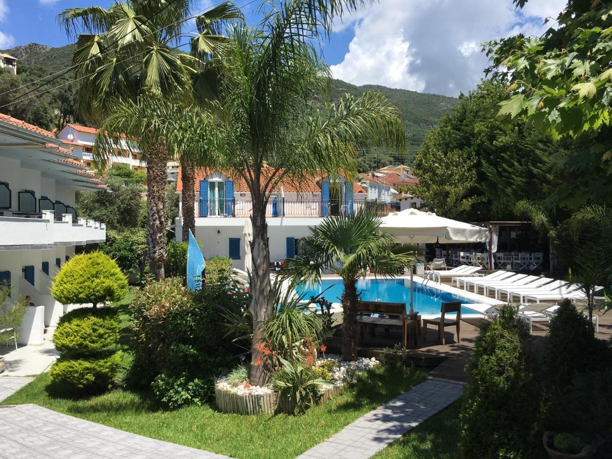 Lemon Tree Hotel Parga Bagian luar foto